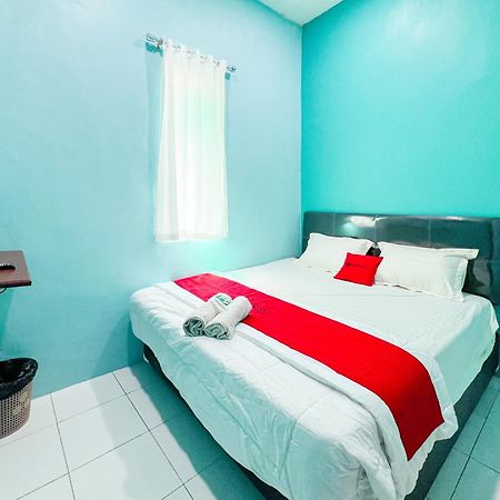 Reddoorz Near Sunrise Mall Mojokerto エクステリア 写真
