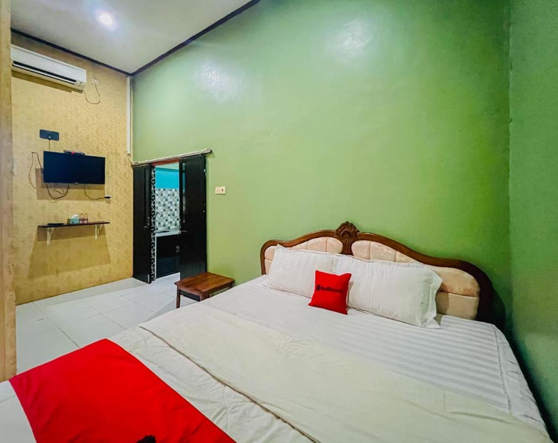 Reddoorz Near Sunrise Mall Mojokerto エクステリア 写真